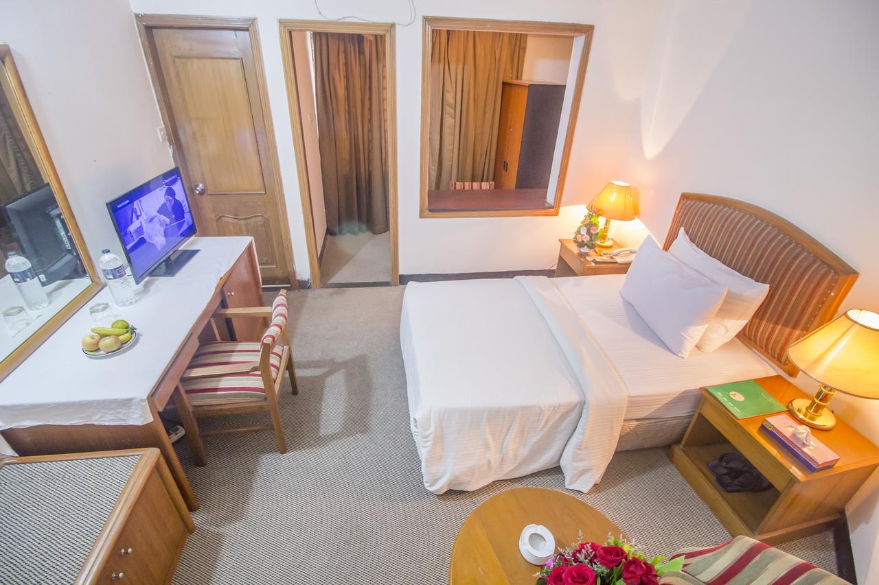 Hotel Swiss Park Ντάκα Εξωτερικό φωτογραφία