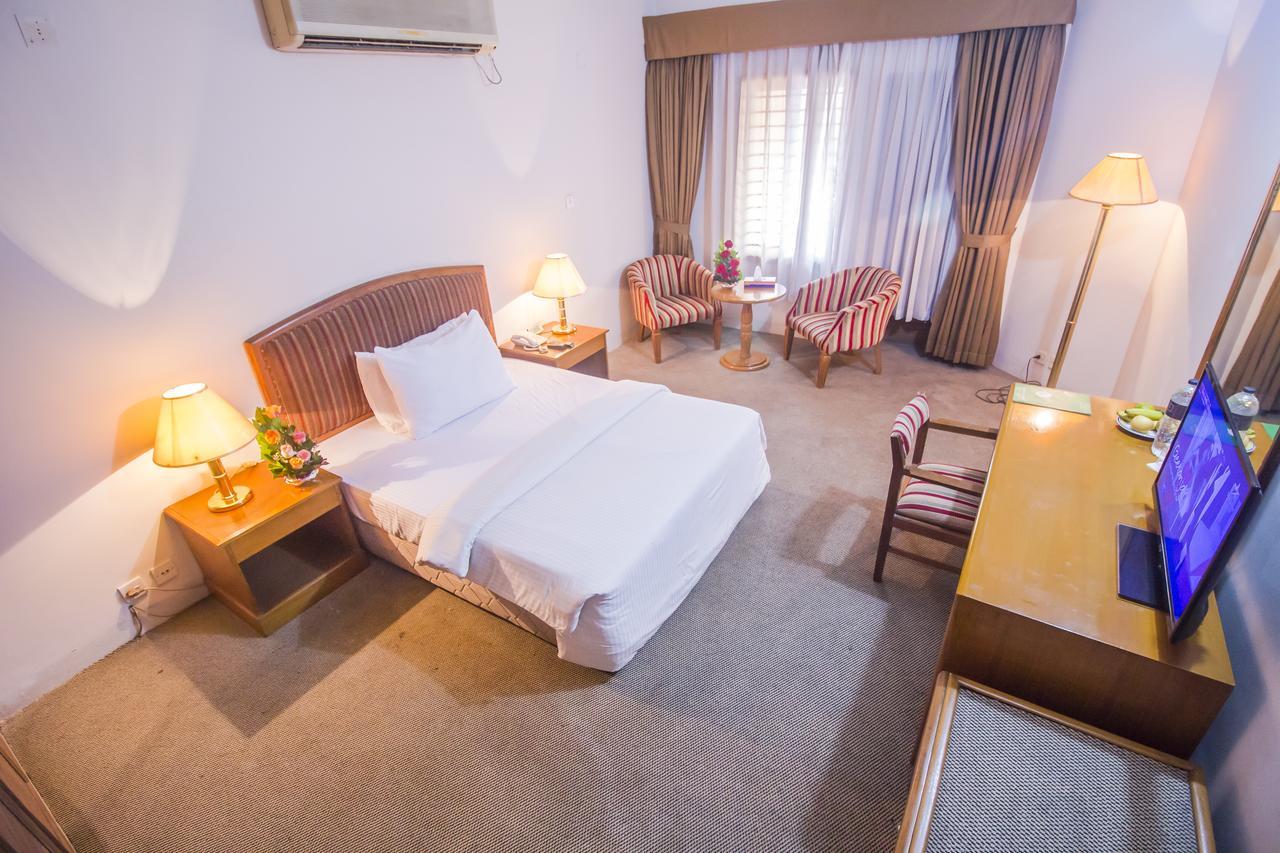 Hotel Swiss Park Ντάκα Εξωτερικό φωτογραφία