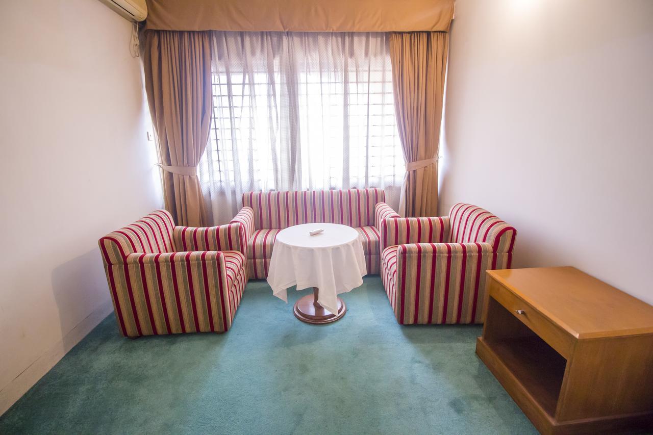 Hotel Swiss Park Ντάκα Εξωτερικό φωτογραφία